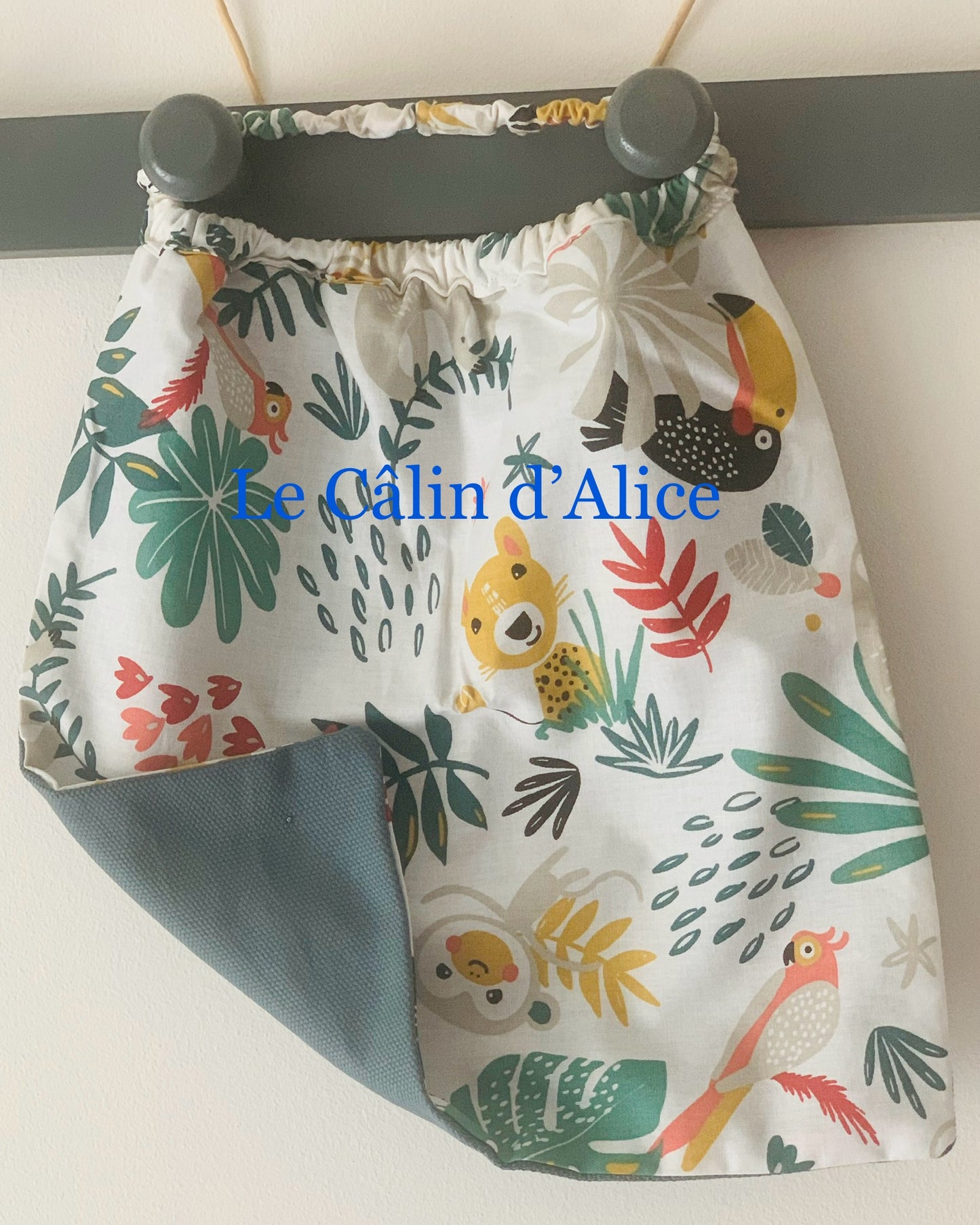 Bavoir élastique motif Jungle - Bavoir Cantine
