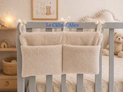 Range Doudou Bébé ultra doux couleur beige  – Organisateur de Lit Fait Main | Cadeau Naissance