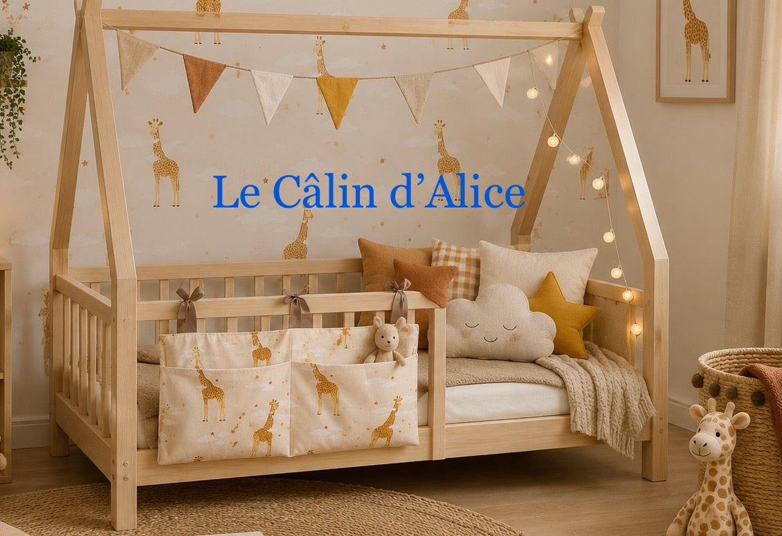 Range Doudou Bébé Motif Girafe – Organisateur de Lit Fait Main | Cadeau Naissance