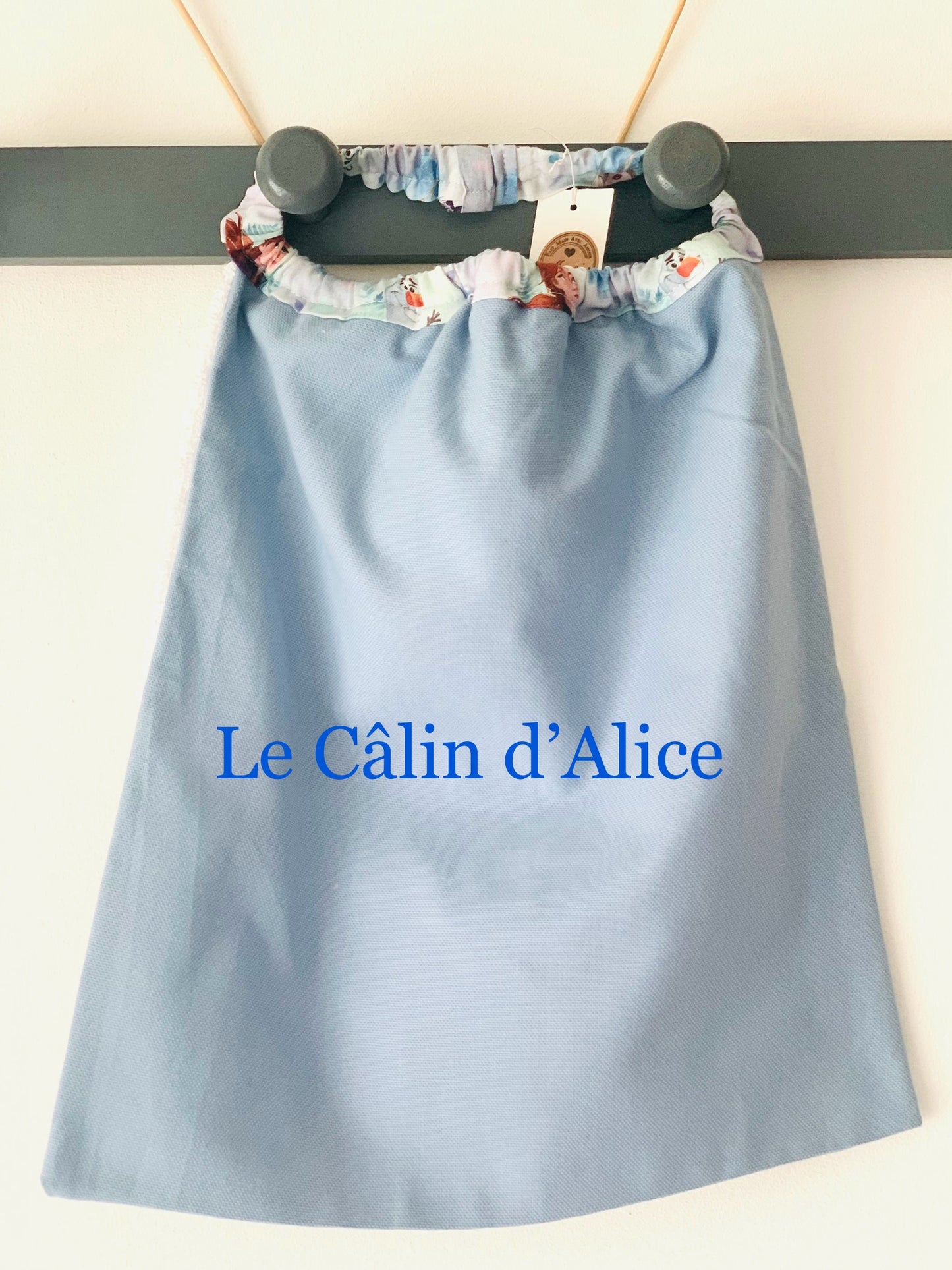 Bavoir élastique Reine des Neiges - bavoir cantine